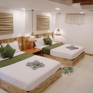 Senare Boracay Hotel